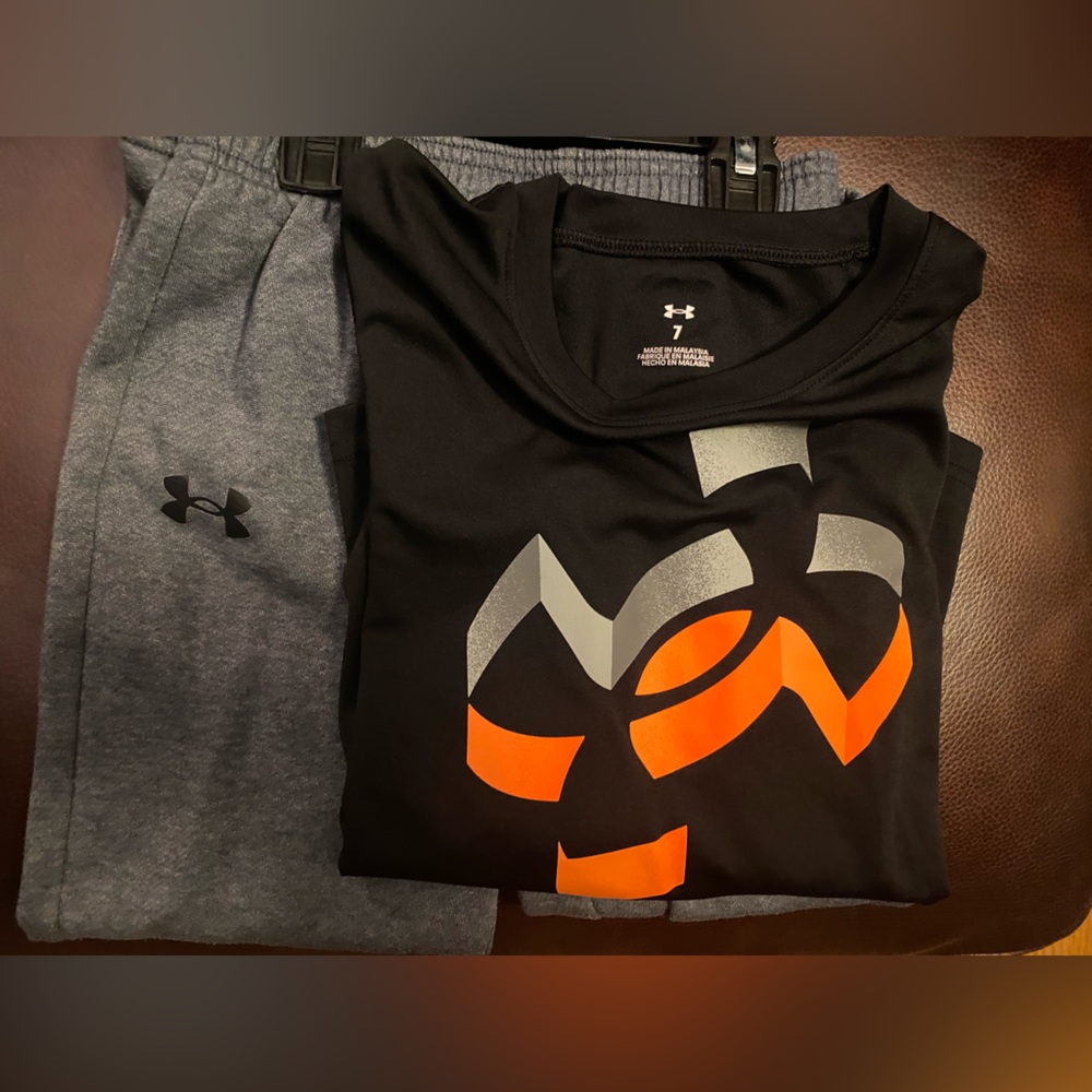 Under Armour Kids Size 7 Gray/Grey and Black Athletic Outfit Set! - Picture 3 of 5